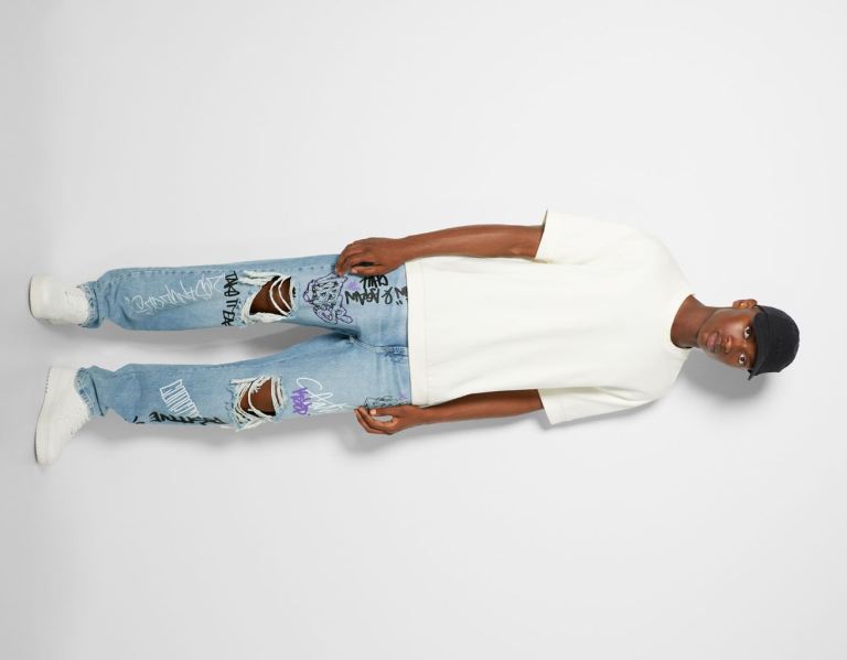 Bershka 90\'s Brede Graffiti Print Jeans Heren Lichtblauw | u09JNrj8thJ