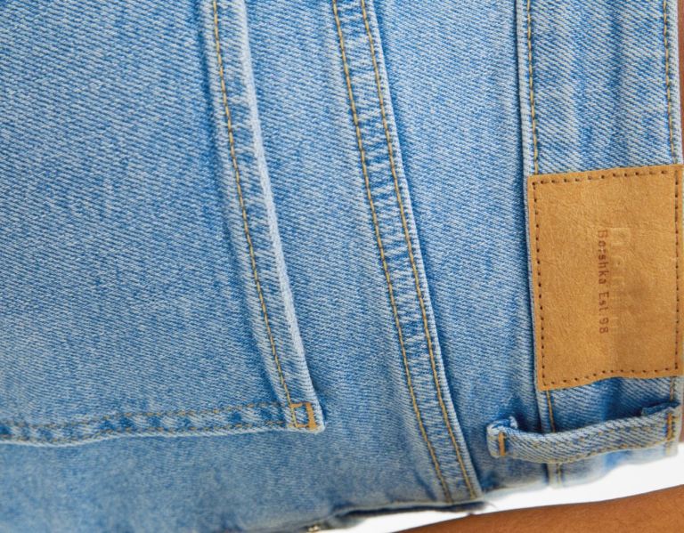 Bershka Basic Denim Korte Broek Dames Blauw | 2QjTjrIHt7V