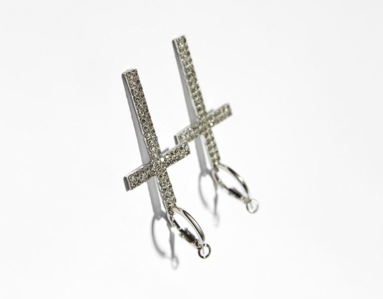 Bershka Bejeweled Cross Earrings Sieraden Dames Zilver | eZPNQKY5bQu