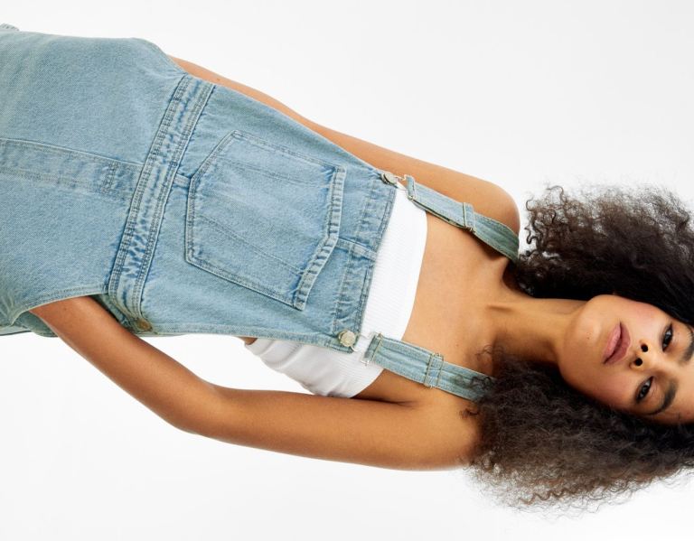 Bershka Denim Overalls With Carpenter Details Korte Broek Dames Lichtblauw | jfroe961QPO