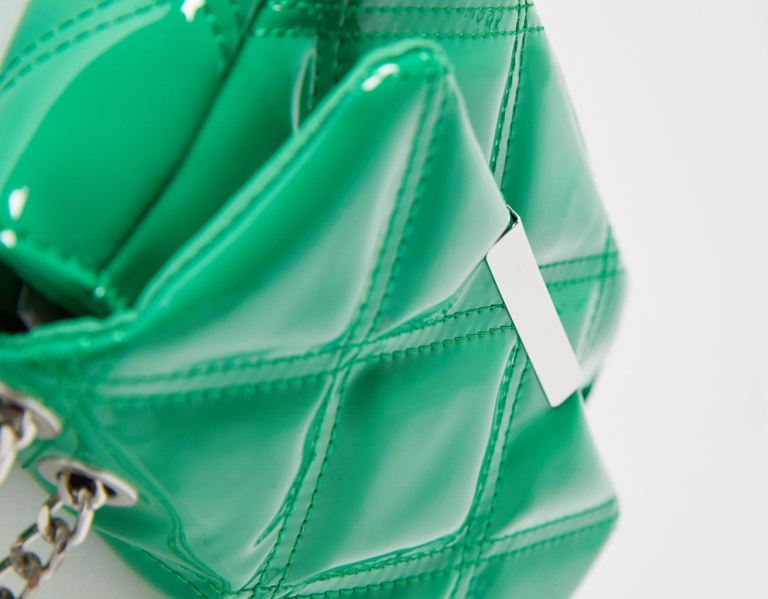 Bershka Faux Leren Gewatteerd Vinyl Tassen Dames Groen | EAxQJNuZXqa