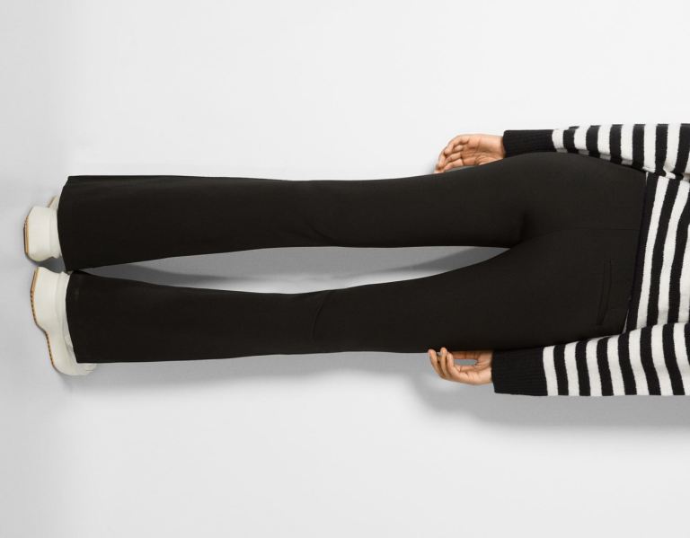 Bershka Fitted Flared With Split Hems Broek Dames Zwart | oJiiyXs4vGY