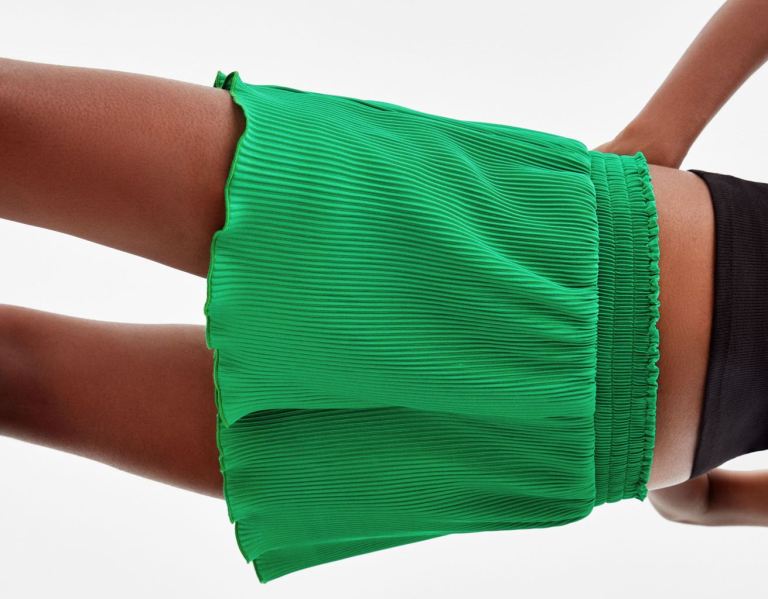Bershka Geplooid Korte Broek Dames Groen | loccxfEHI94