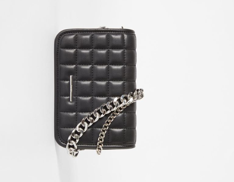 Bershka Gewatteerd Hand With Chain Tassen Dames Zwart | YXLLpBjo4kl