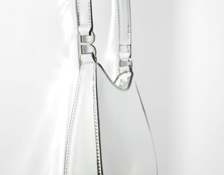 Bershka Hand With Handle Tassen Dames Zilver | qXpXdC8OxyJ