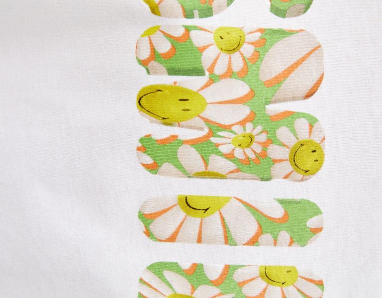 Bershka Kort Sleeve Smiley® Print T-shirts Dames Wit | 04JfPmUSHb7