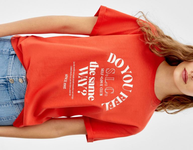 Bershka Kort Sleeve With Print T-shirts Dames Rood | a9r35ZpM6p6