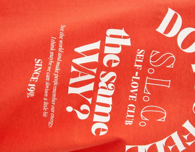 Bershka Kort Sleeve With Print T-shirts Dames Rood | a9r35ZpM6p6