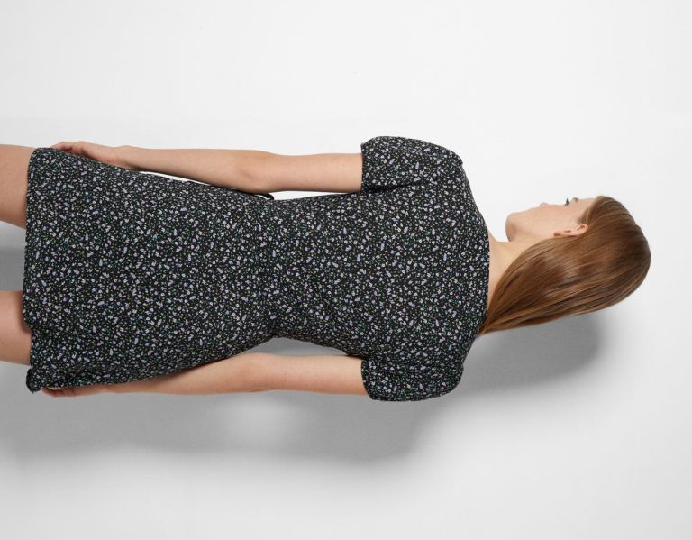 Bershka Mini With Floral Print Jurken Dames Zwart | kxzwIlCEtxR