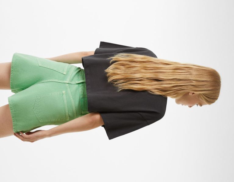 Bershka Mom Fit Denim Korte Broek Dames Groen | 1LHSu4Skswc