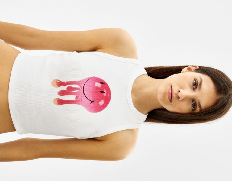 Bershka Mouwloos With Smiley® Drip Print T-shirts Dames Wit | 8PX8wYaclI5