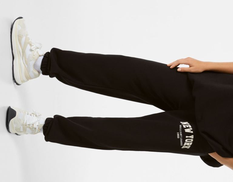 Bershka Plush Sweat Broek Dames Zwart | qxWICm3PU7p