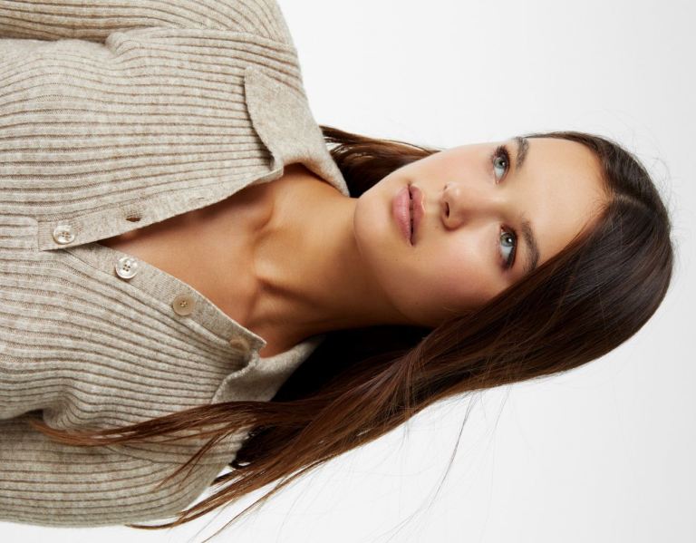 Bershka Polo Collar Trui With Bell Sleeves Truien Dames Bruin | gXDvchN9d8A