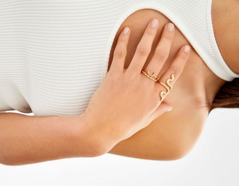 Bershka Set Of 7 Snake Rings Sieraden Dames Goud | dwc95qsvArJ