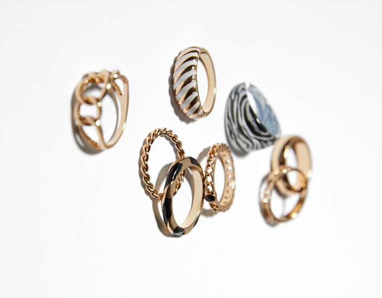 Bershka Set Of 8 Zebra Rings Sieraden Dames Goud | QDaoB1pPguf