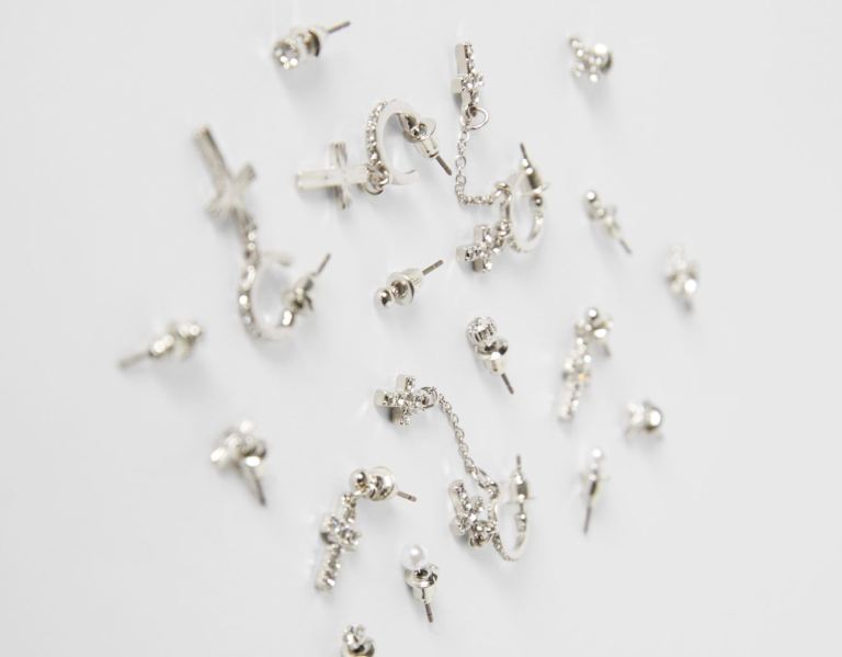 Bershka Set Of 9 Pairs Of Cross Earrings Sieraden Dames Zilver | 1MopavI1Cd2