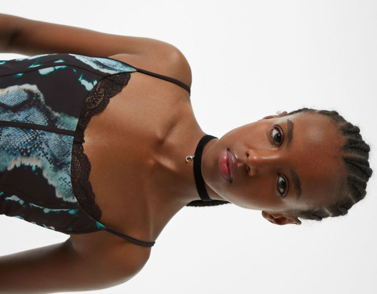 Bershka Tulle Corset Featuring Kanten Trim On Neckline Topjes Dames Turquoise | kMF6hDp2iAv