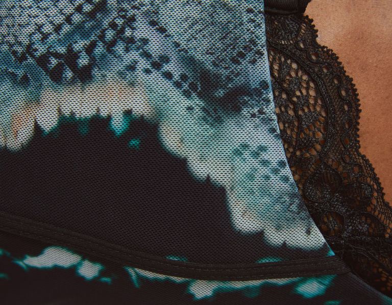 Bershka Tulle Corset Featuring Kanten Trim On Neckline Topjes Dames Turquoise | kMF6hDp2iAv