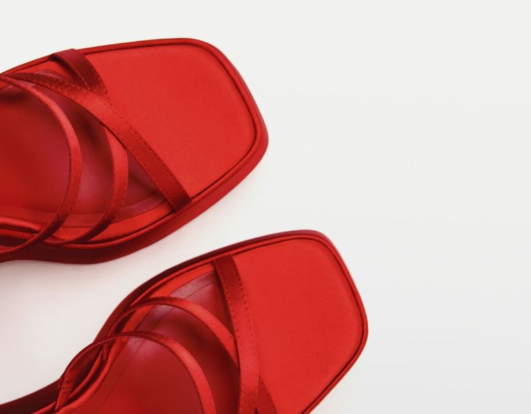 Bershka Wedge With Multiple Straps Sandalen Plateauzool Dames Rood | Kkqg2HV7B3H